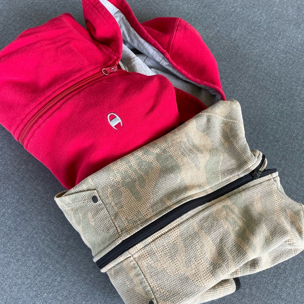 Boys Hooded Sweatshirts Red & Camo | Set of 2 | Size 6-7 | Columbia & Gap Brand - Picture 6 of 6
